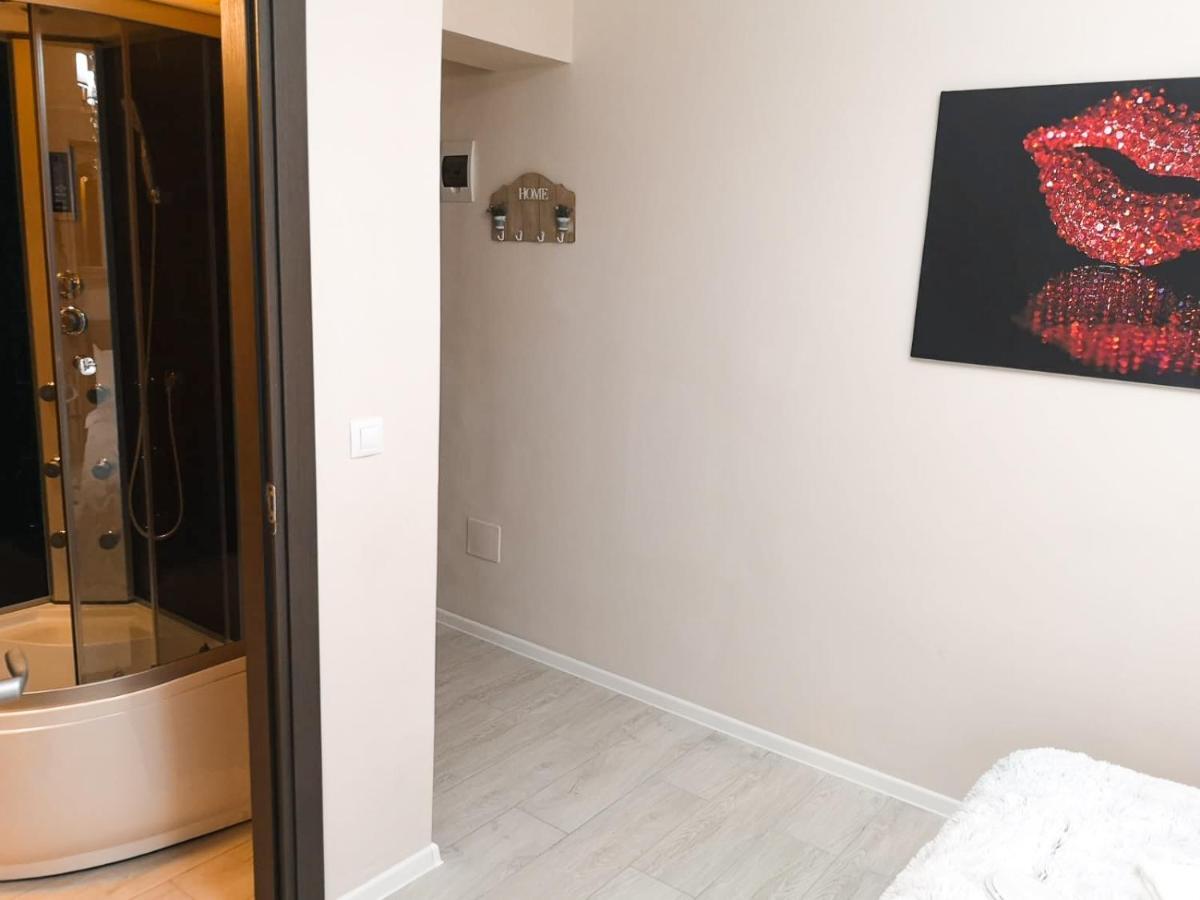 Yns Rooms Iasi Exterior photo
