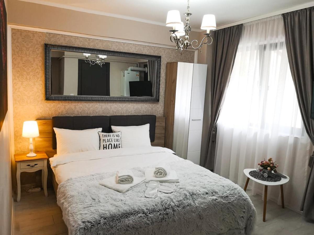 Yns Rooms Iasi Exterior photo